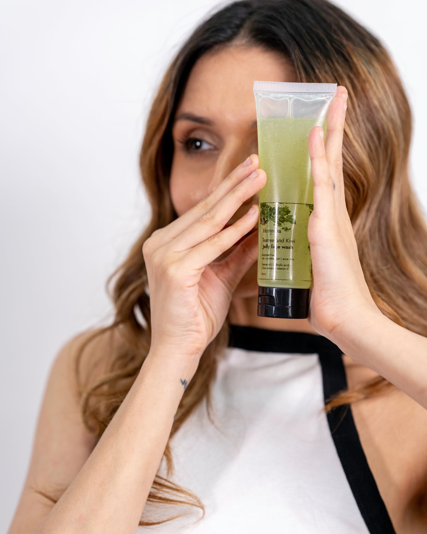 Tea Tree and Kiwi Jelly Face Wash - Hermosa Care