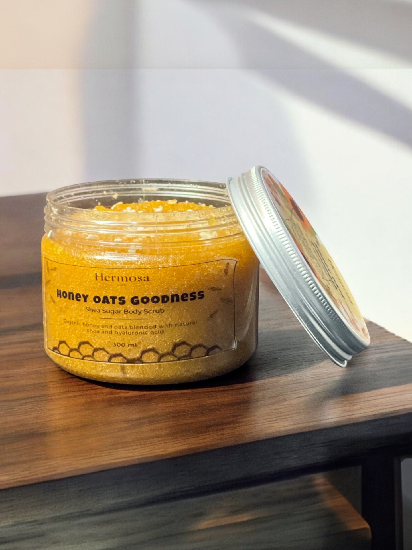 Honey oats body scrub